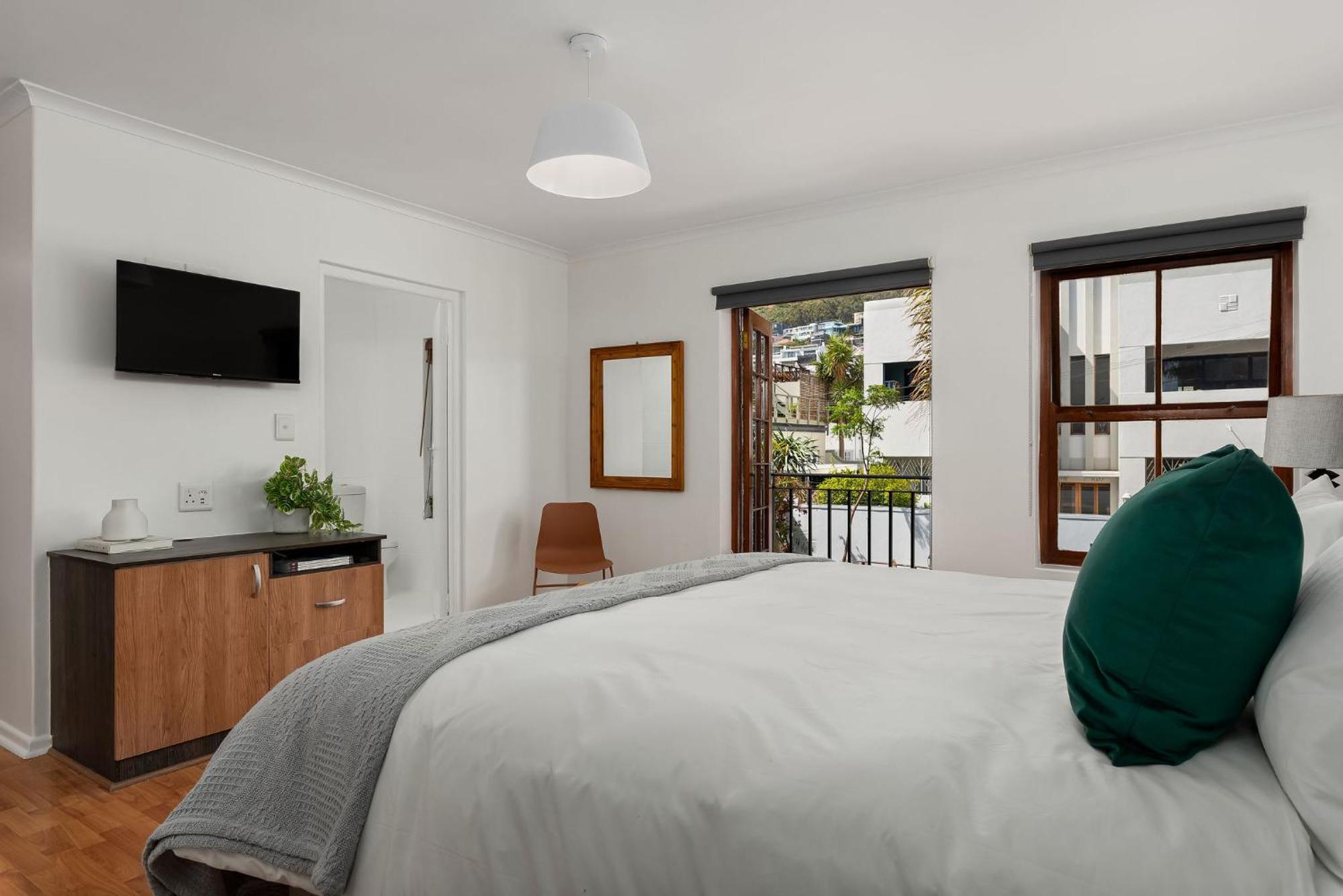 Neighbourgood Ravenscraig Hotel Кейптаун Екстериор снимка