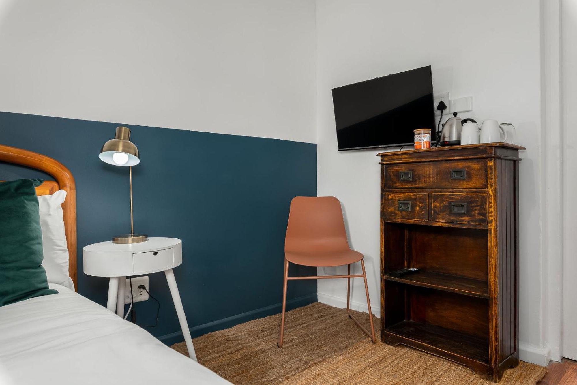 Neighbourgood Ravenscraig Hotel Кейптаун Стая снимка